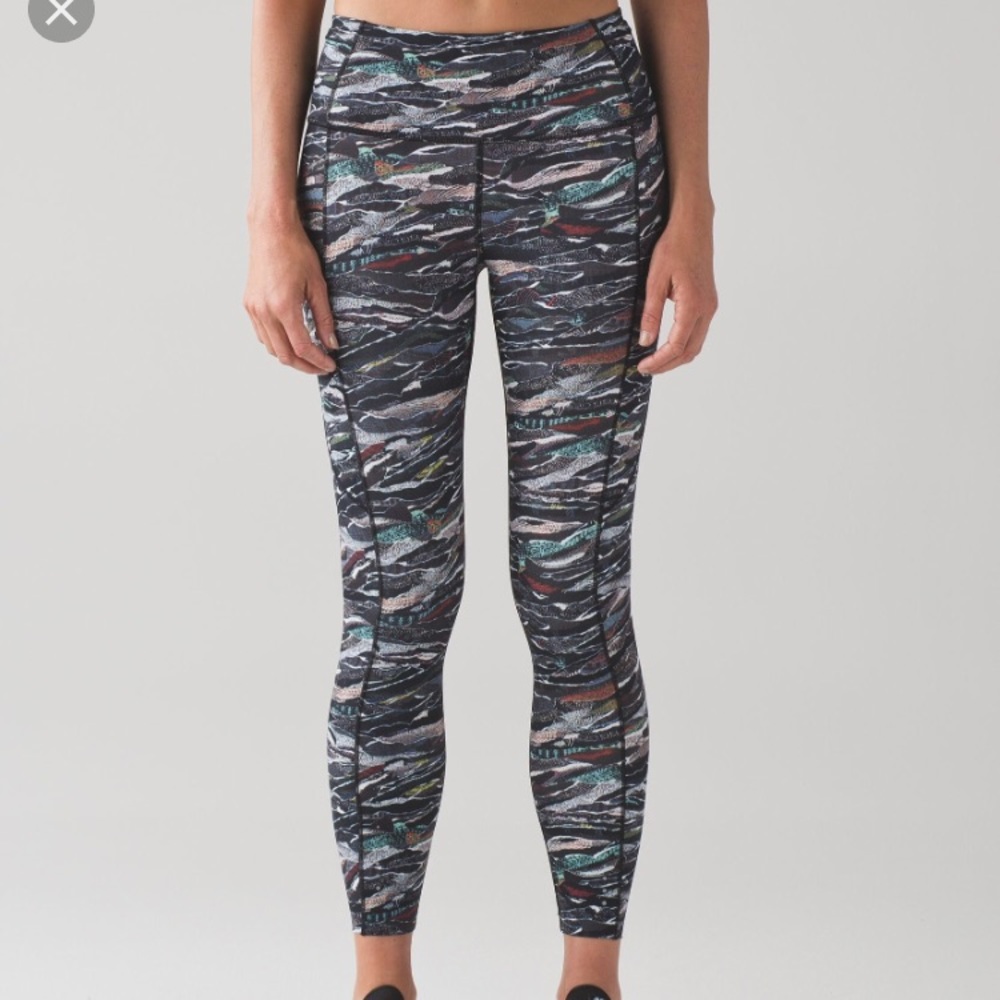Lululemon Fast & Free Shredded Sweatr Multi Black